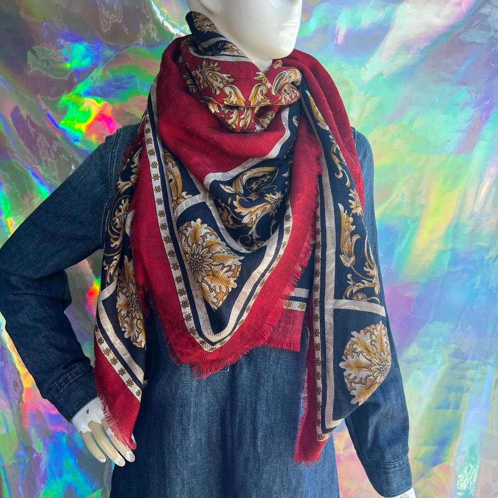 Light Wool Smithsonian Large Square Scarf